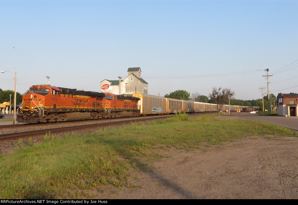 BNSF 7425 East